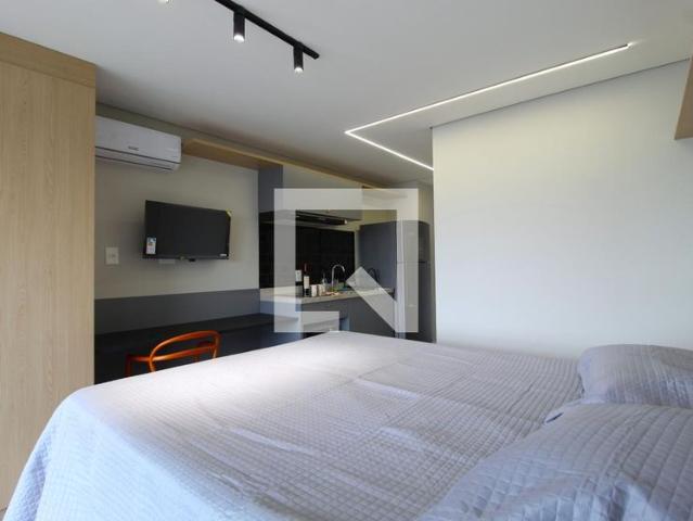 Kitnet, Moema, 1 Quarto, 28 m2 São Paulo