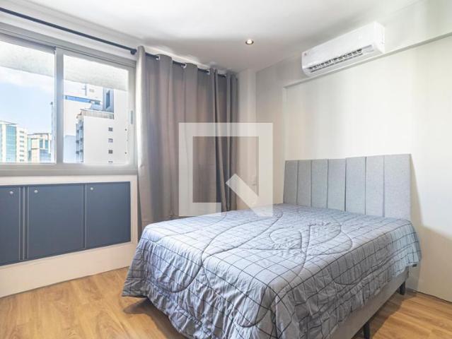 Kitnet, Moema, 1 Quarto, 28 m2 São Paulo