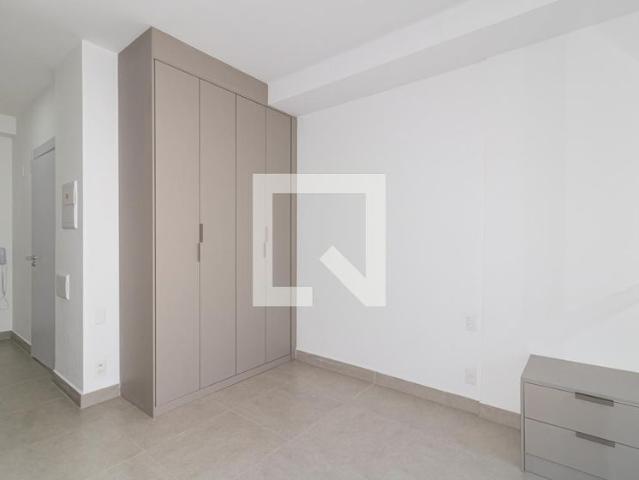 Kitnet, Moema, 1 Quarto, 29 m2 São Paulo