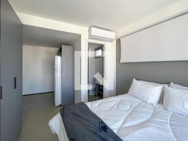 Kitnet, Moema, 1 Quarto, 30 m2 São Paulo