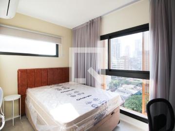Kitnet, Moema, 1 Quarto, 30 m2 São Paulo
