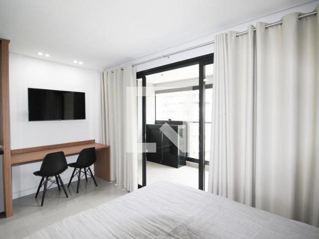 Kitnet, Moema, 1 Quarto, 32 m2 São Paulo