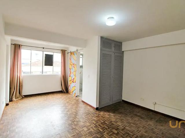 Kitnet no Centro de 27.9 m² com 1 quarto