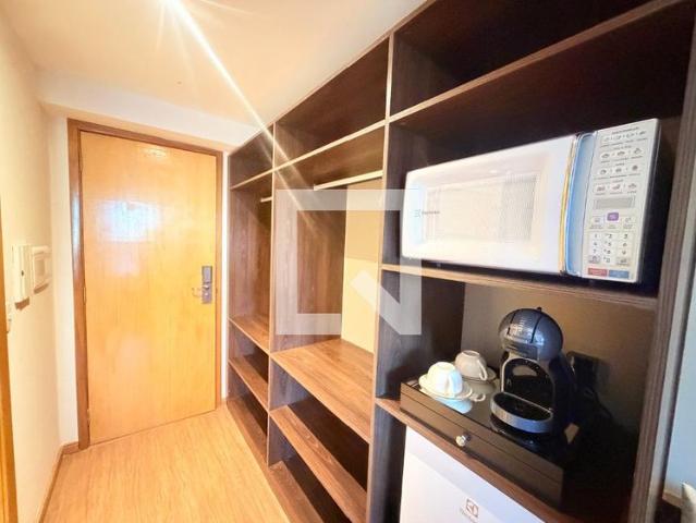Kitnet, São Mateus, 1 Quarto, 25 m2 Juiz de Fora