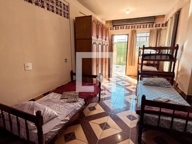 Kitnet, São Mateus, 1 Quarto, 30 m2 Juiz de Fora