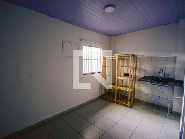 Kitnet, São Cristóvão, 1 Quarto, 12 m2 Rio de Janeiro