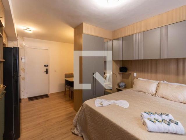 Kitnet, São Cristóvão, 1 Quarto, 32 m2 Rio de Janeiro