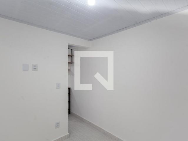 Kitnet, São João Batista, 1 Quarto, 27 m2 Belo Horizonte