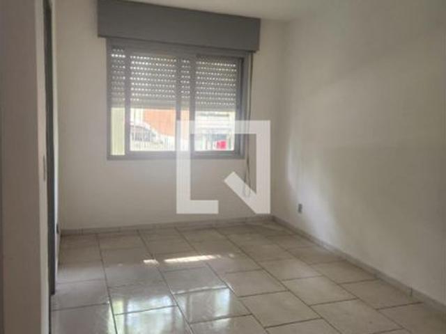Kitnet, São Sebastião, 1 Quarto, 30 m2 Porto Alegre