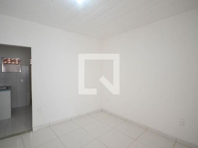 Kitnet, Santos Dumontn, 1 Quarto, 30 m2 Nilópolis
