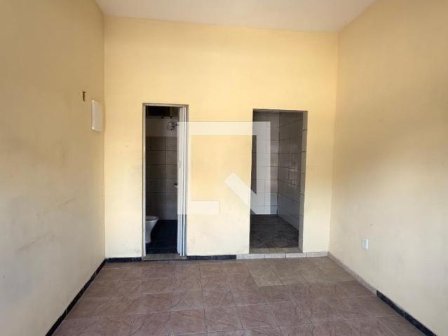 Kitnet, Saracuruna, 1 Quarto, 24 m2 Duque de Caxias