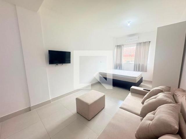 Kitnet, Setor Oeste, 1 Quarto, 30 m2 Goiânia