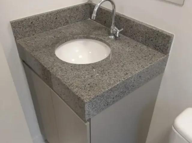 Kitnet/ Studio com 1 Quarto s e 1 banheiro s para Alugar, 24 m² por R$ 2000 / Mês