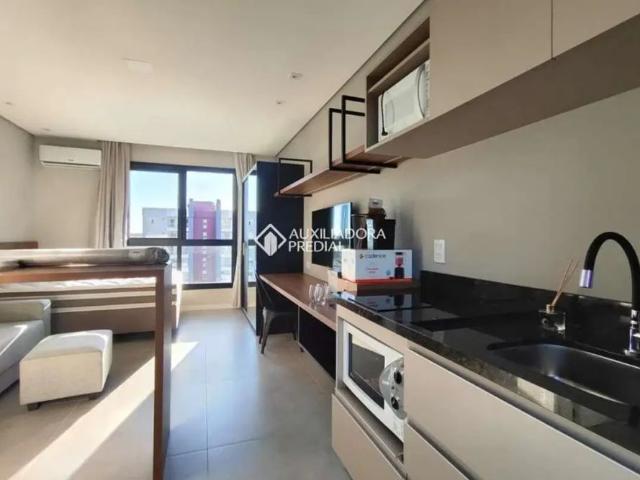 Kitnet / Stúdio para alugar na Rua Arlindo Pasqualini, 694, Vila Nova, Novo Hamburgo, 25 m2 por R$ 2.100