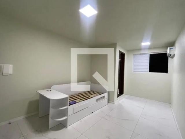 Kitnet / Stúdio para Aluguel Vila Nova, 1 Quarto, 18 m² Novo Hamburgo