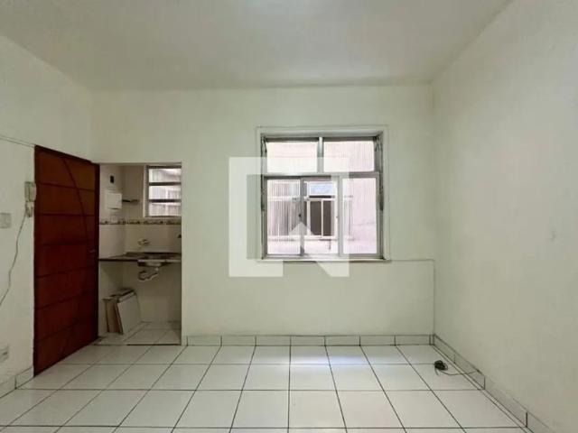 Kitnet / Stúdio para Aluguel Centro, 1 Quarto, 27 m² Rio de Janeiro