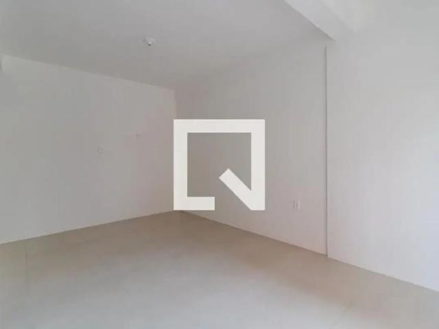 Kitnet / Stúdio para Aluguel Cidade Baixa, 1 Quarto, 33 m² Porto Alegre