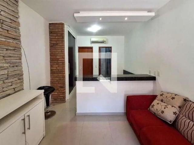 Kitnet / Stúdio para Aluguel Engenho do Mato, 1 Quarto, 32 m² Niterói