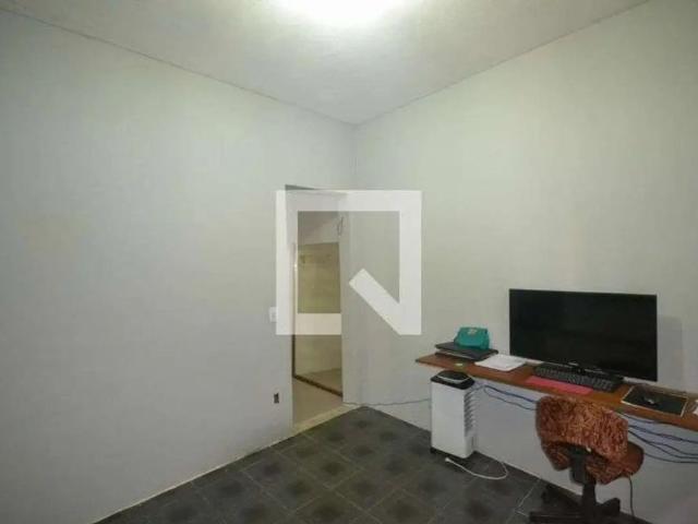 Kitnet / Stúdio para Aluguel Heliópolis, 1 Quarto, 36 m² Belford Roxo