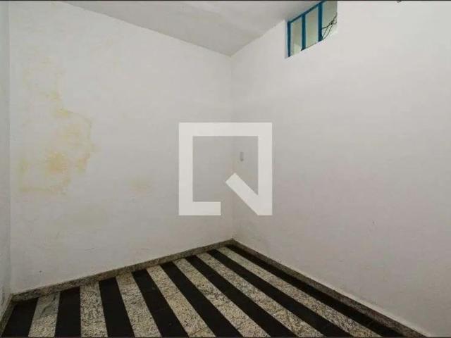 Kitnet / Stúdio para Aluguel Lagoinha, 2 Quartos, 45 m² Belo Horizonte