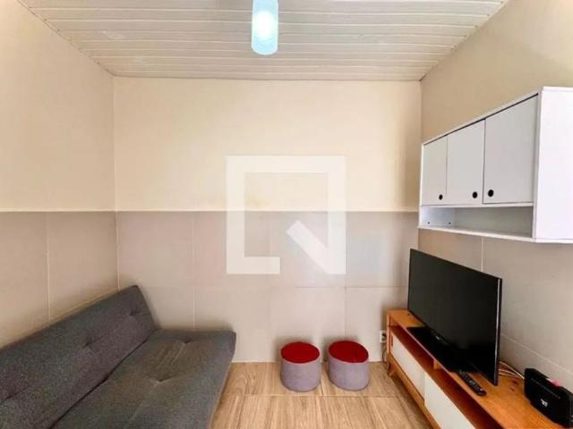 Kitnet / Stúdio para Aluguel Laranjeiras, 1 Quarto, 80 m² Rio de Janeiro