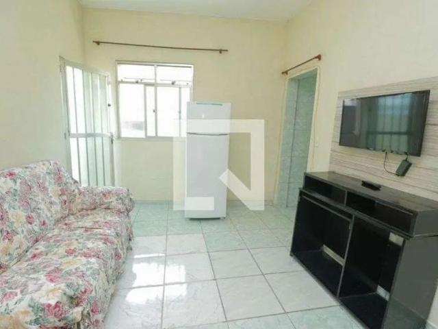 Kitnet / Stúdio para Aluguel São Bento, 1 Quarto, 50 m² Duque de Caxias