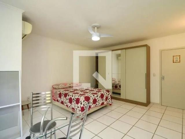 Kitnet / Stúdio para Aluguel Santa Tereza, 1 Quarto, 35 m² Porto Alegre