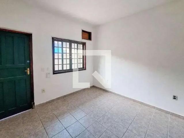 Kitnet / Stúdio para Locação em Niterói/RJ Engenho do Mato 1 Quartos