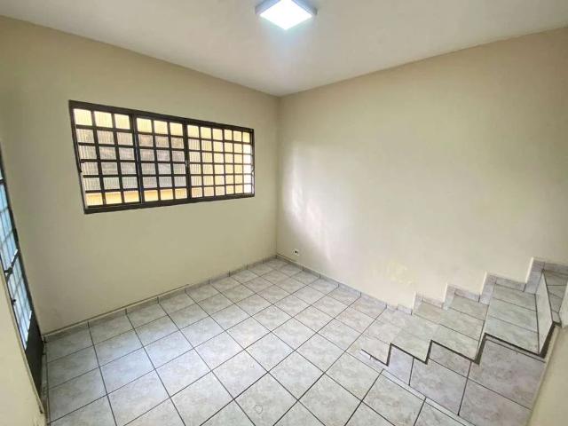 Kitnet / Stúdio para Locação em Bragança Paulista/SP Centro 1 Quartos
