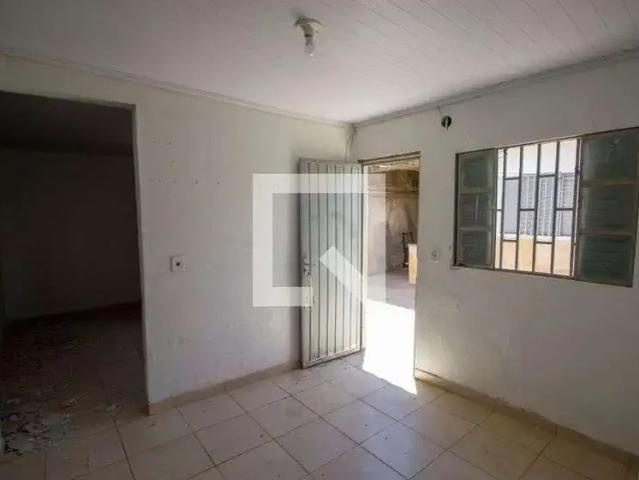 Kitnet / Stúdio para Locação em Brasília/DF Ceilândia 1 Quartos