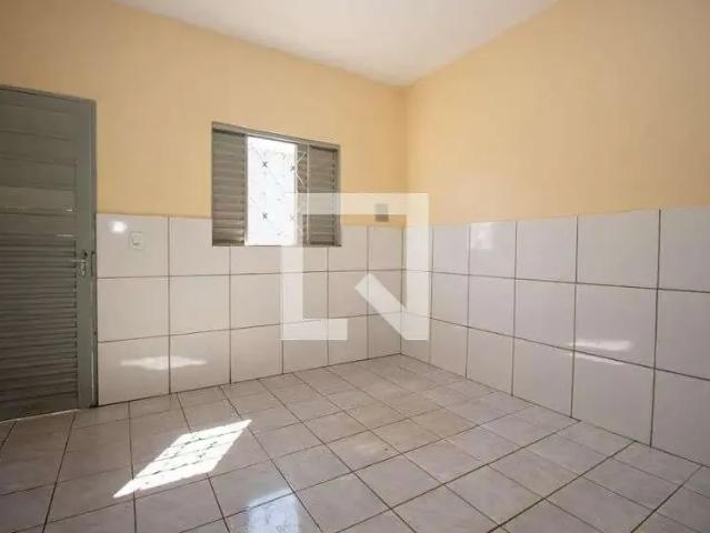 Kitnet / Stúdio para Locação em Brasília/DF Ceilândia 1 Quartos