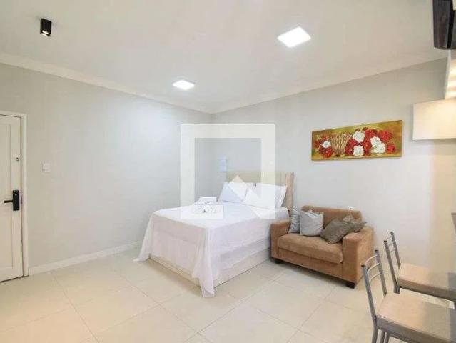 Kitnet / Stúdio para Locação em Curitiba/PR Centro 1 Quartos