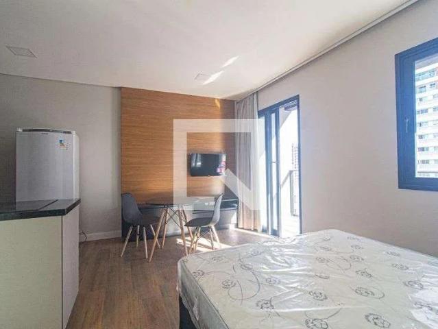 Kitnet / Stúdio para Locação em Curitiba/PR Centro 1 Quartos