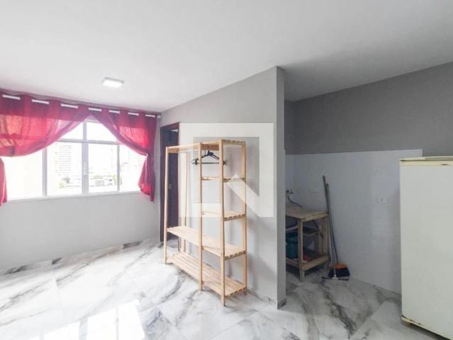 Kitnet / Stúdio para Locação em Curitiba/PR Centro 1 Quartos