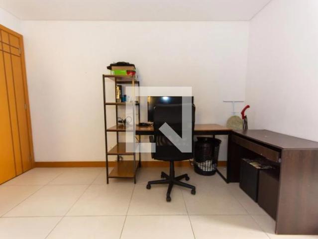 Kitnet / Stúdio para Locação em Curitiba/PR Centro 1 Quartos