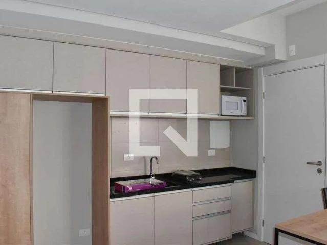 Kitnet / Stúdio para Locação em Curitiba/PR Centro 1 Quartos