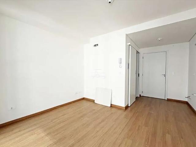 Kitnet / Stúdio para Locação em Curitiba/PR Centro 1 Quartos