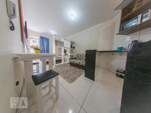 Kitnet / Stúdio para Locação em Curitiba/PR Centro 1 Quartos