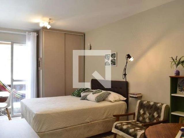 Kitnet / Stúdio para Locação em Curitiba/PR Centro 1 Quartos