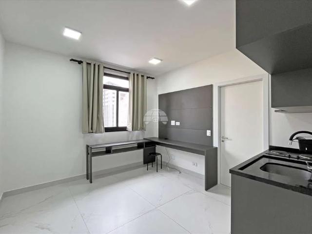 Kitnet / Stúdio para Locação em Curitiba/PR Centro 1 Quartos
