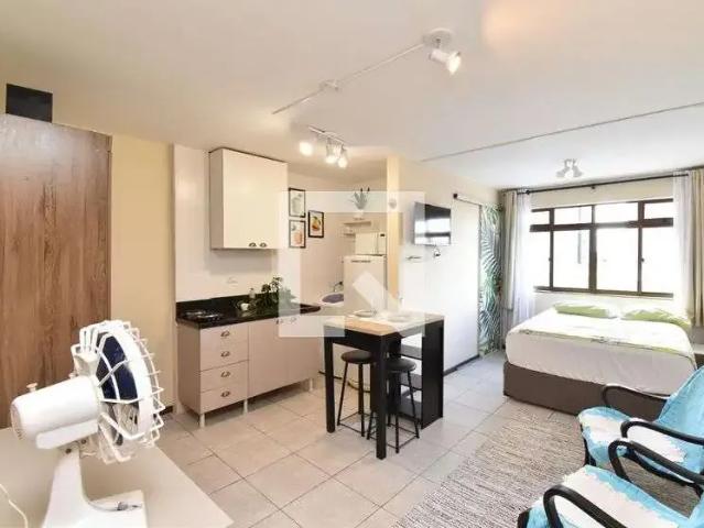 Kitnet / Stúdio para Locação em Curitiba/PR Centro 1 Quartos