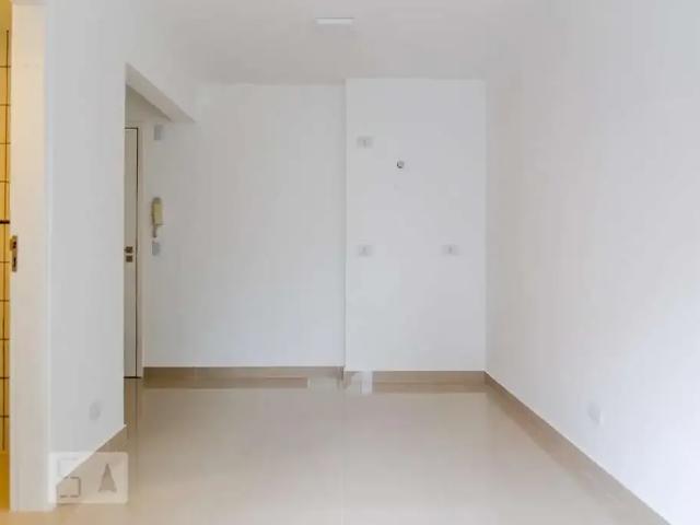 Kitnet / Stúdio para Locação em Curitiba/PR Centro 1 Quartos