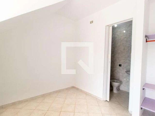 Kitnet / Stúdio para Locação em Curitiba/PR Portão 1 Quartos