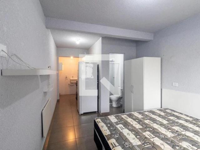 Kitnet / Stúdio para Locação em Curitiba/PR Uberaba 1 Quartos