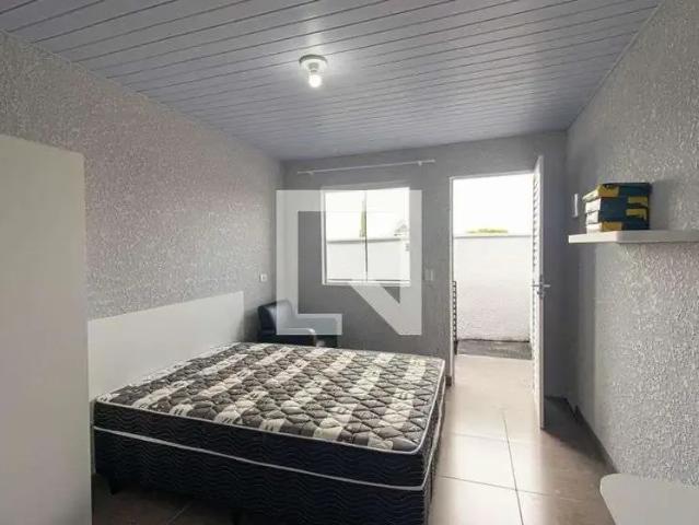 Kitnet / Stúdio para Locação em Curitiba/PR Uberaba 1 Quartos