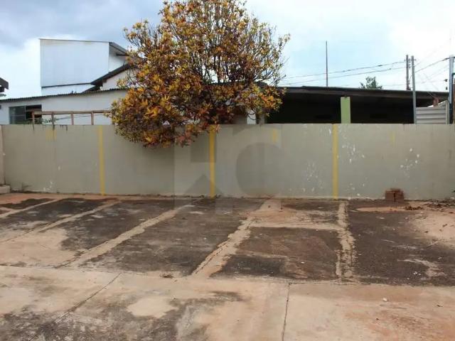 Kitnet / Stúdio para Locação em Campo Grande/MS Bairro Seminário 2 Quartos
