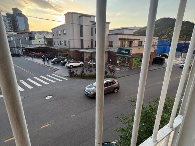 Kitnet / Stúdio para Locação em Caraguatatuba/SP Centro 1 Quartos