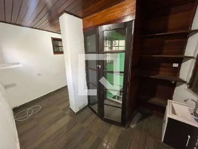 Kitnet / Stúdio para Locação em Cotia/SP Jardim Semiramis 1 Quartos