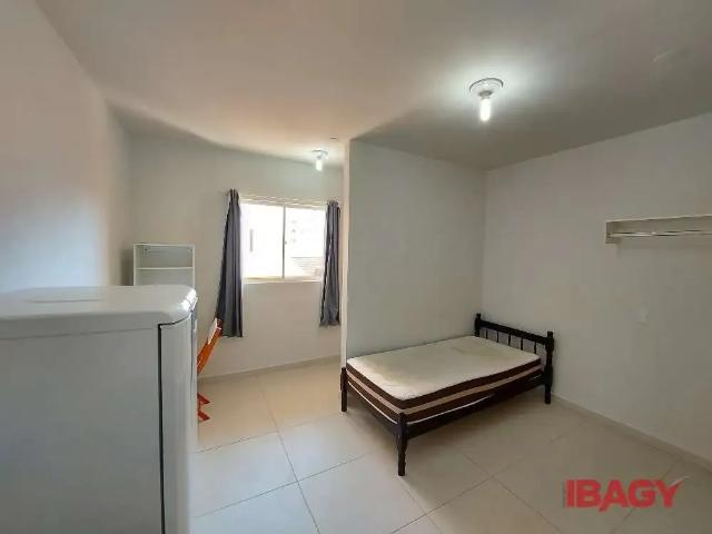 Kitnet / Stúdio para Locação em Florianópolis/SC Trindade 1 Quartos