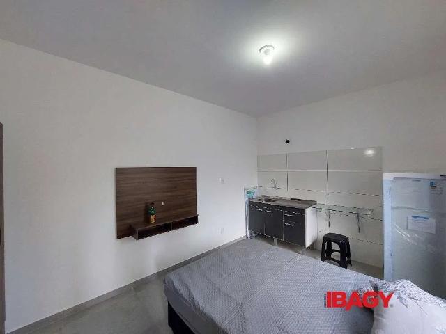 Kitnet / Stúdio para Locação em Florianópolis/SC Trindade 1 Quartos